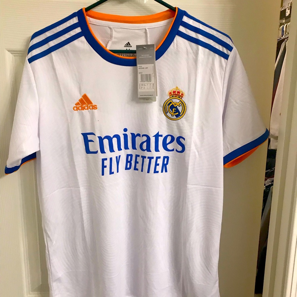 Real Madrid Home Jersey 22/22